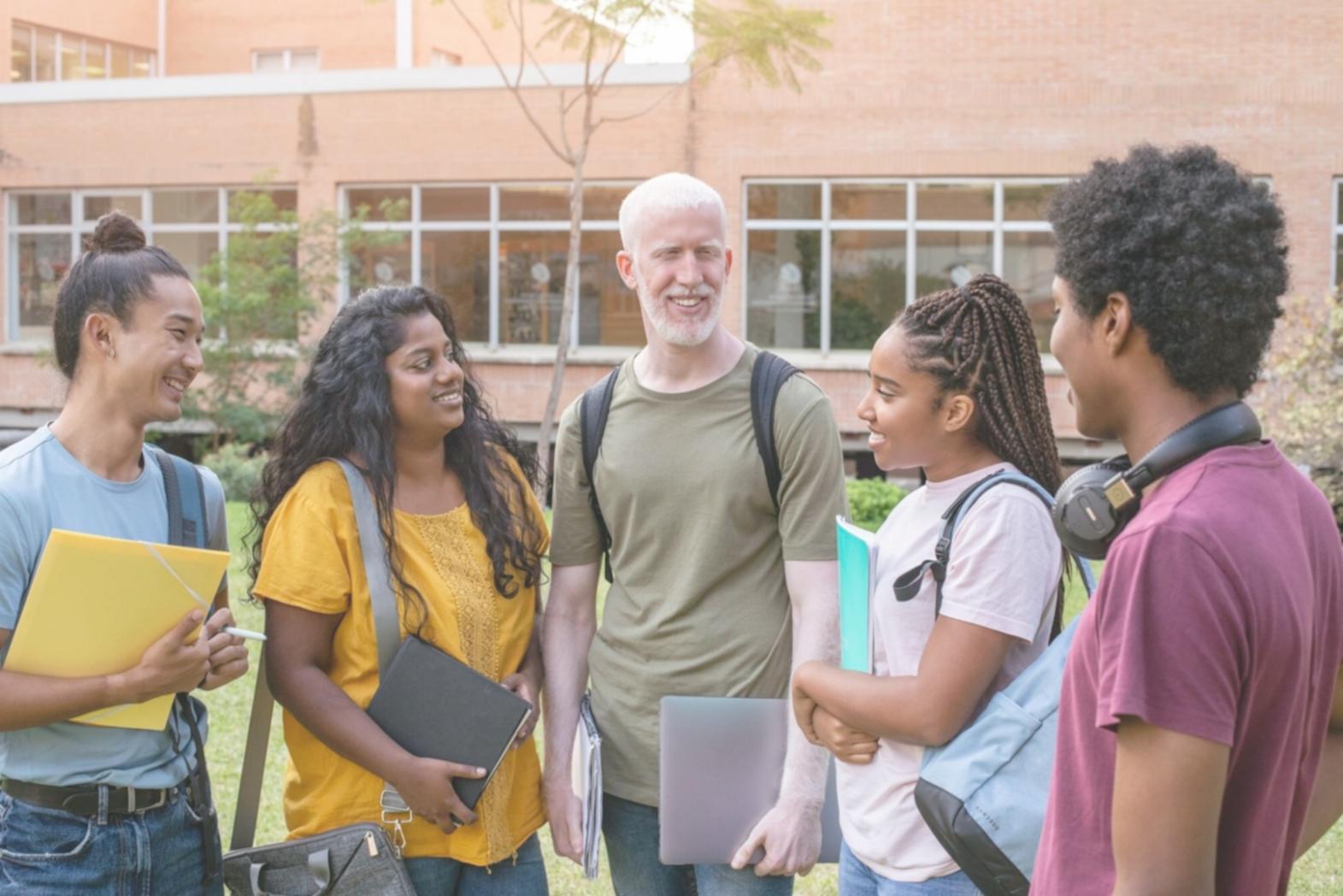 Деловое обсуждение планов покупки бизнеса
